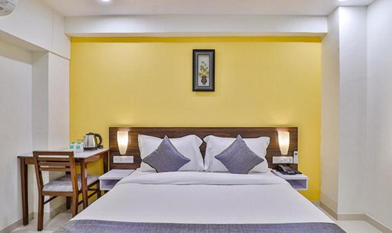 Leo Hotel Ахмедабад Екстер'єр фото