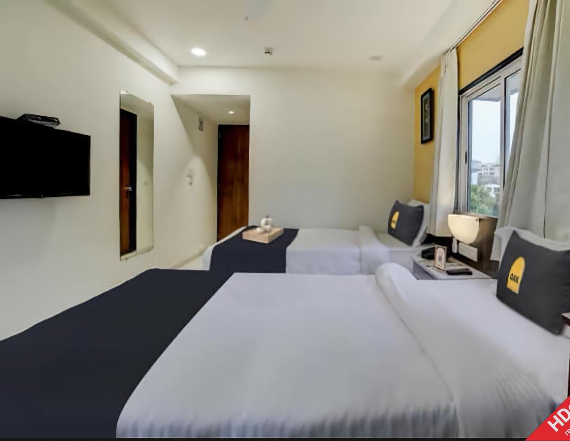 Leo Hotel Ахмедабад Екстер'єр фото